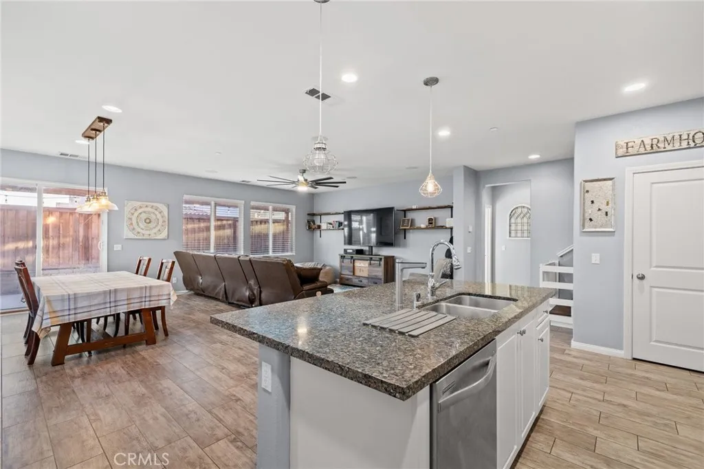 Additional image 9 of 9705 Dutchman Peak Ln, Bakersfield, CA 93311