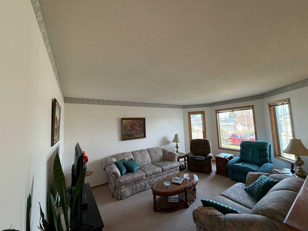 Additional image 4 of 128 Heritage Boulevard W, Lethbridge, AB, T1K 6R9