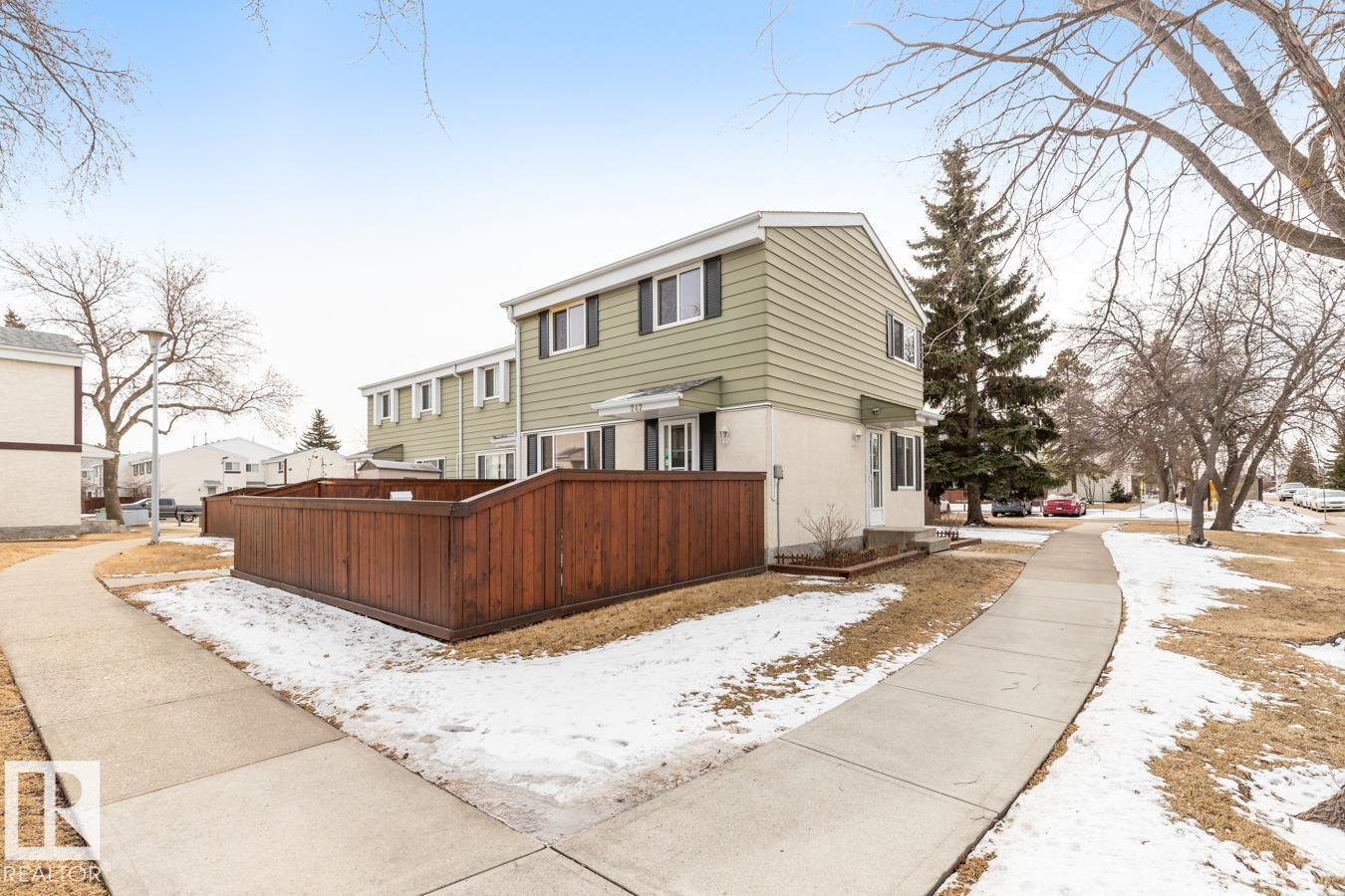 Additional image 5 of 242 Primrose Gardens NW, Edmonton, AB, T5T0R1