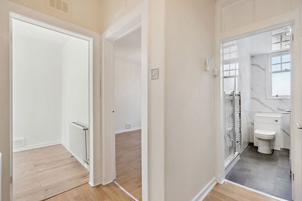 Additional image 10 of 2 bed flat for saleSt. Marys Wynd, Stirling FK8