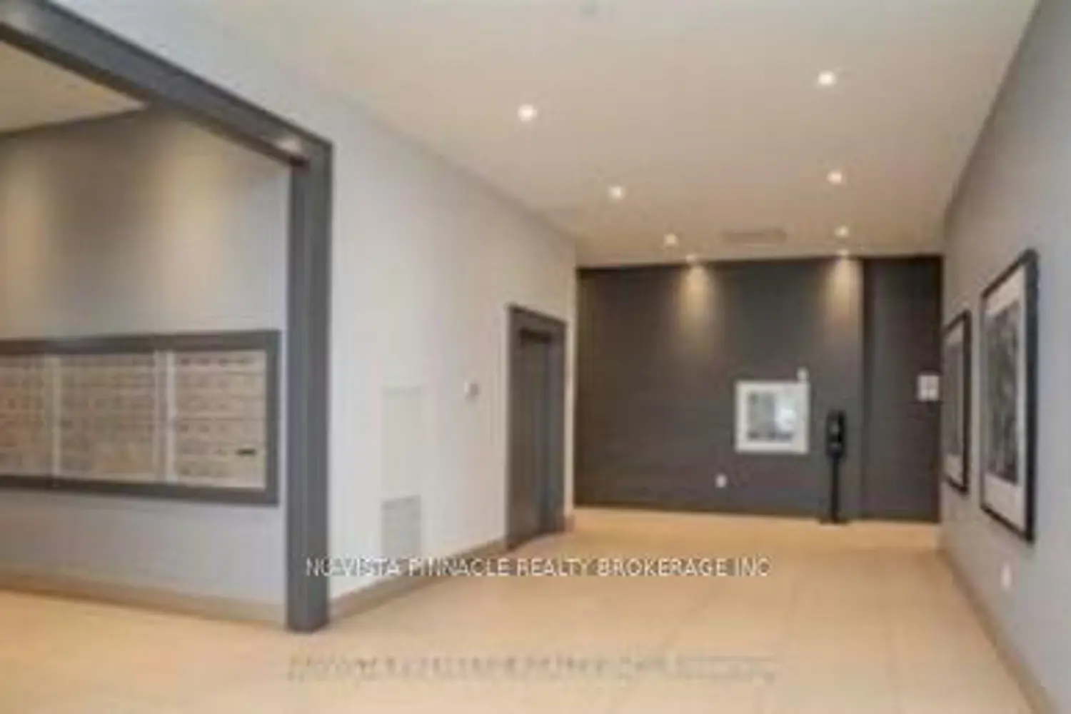 Additional image 15 of 240 Villagewalk Boulevard 813