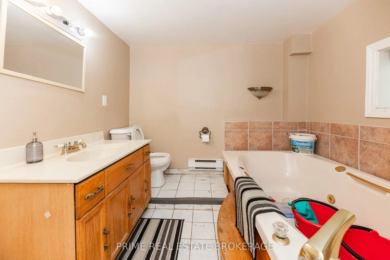 Additional image 18 of 376 Burwell Street