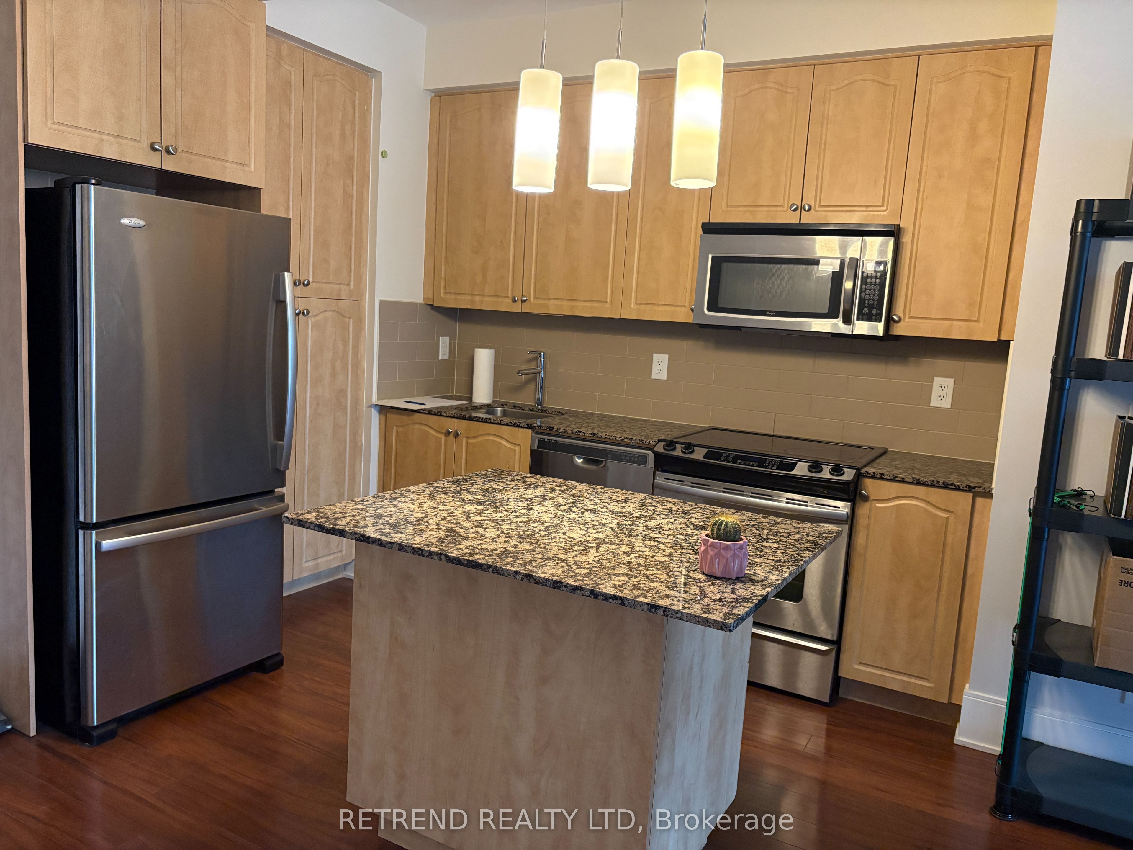 Additional image 4 of 2013-70 Roehampton Avenue, Toronto, ON, M4P 1R2