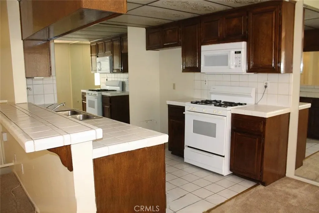 Additional image 20 of 1501 E Carson St Unit 7, Carson, CA 90745