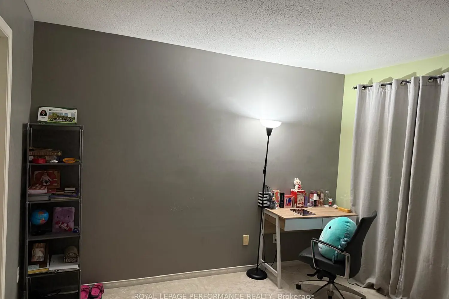 Additional image 15 of 390 Crownridge Drive