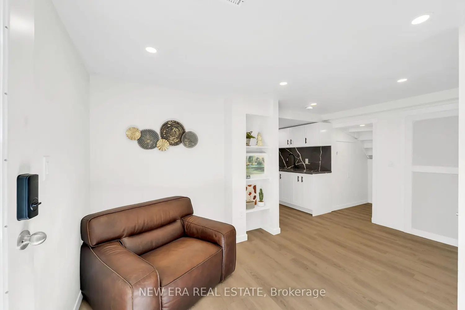 Additional image 15 of 19 Glenabbey Drive