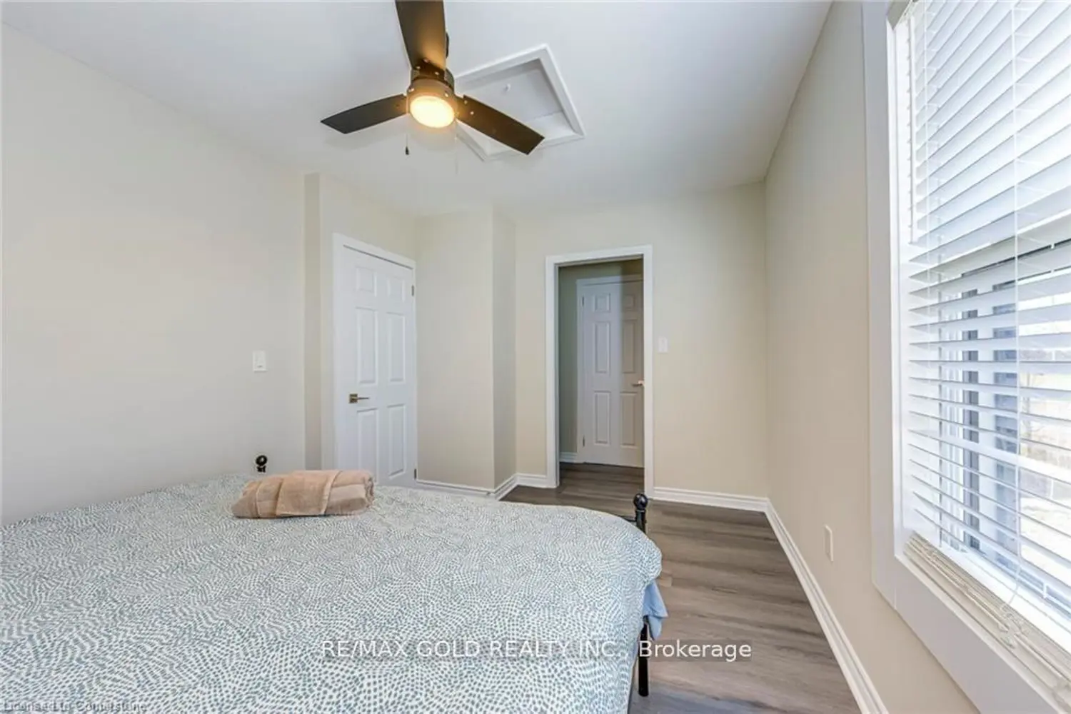 Additional image 13 of 3590 Lakeshore Road