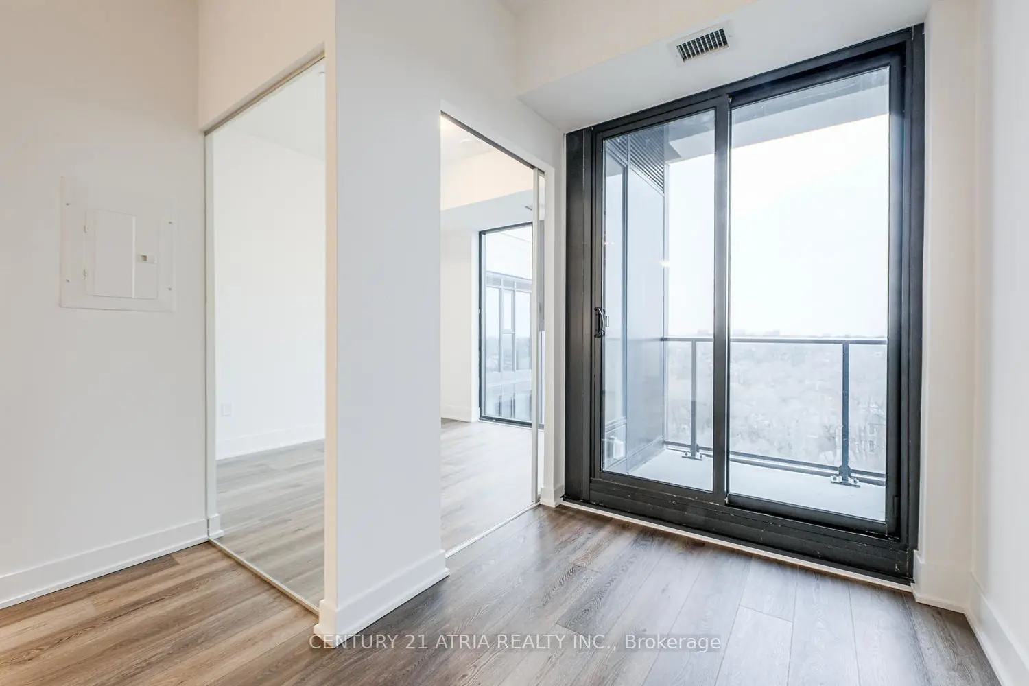 Additional image 6 of 250 Lawrence Avenue 902