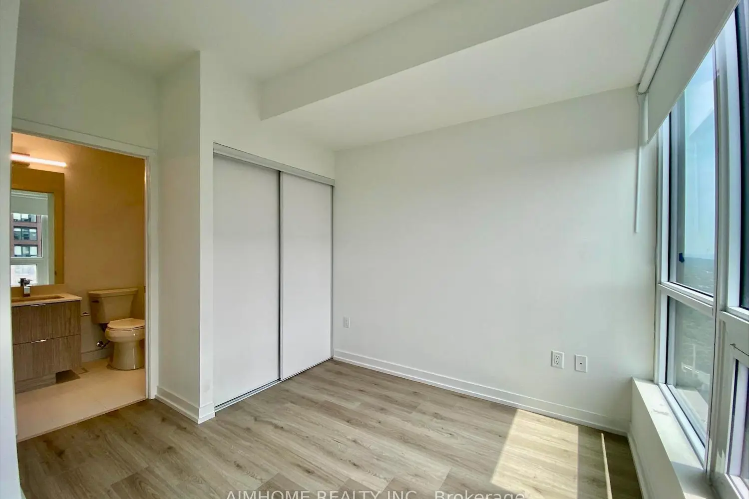 Additional image 7 of 395 Bloor Street 4902
