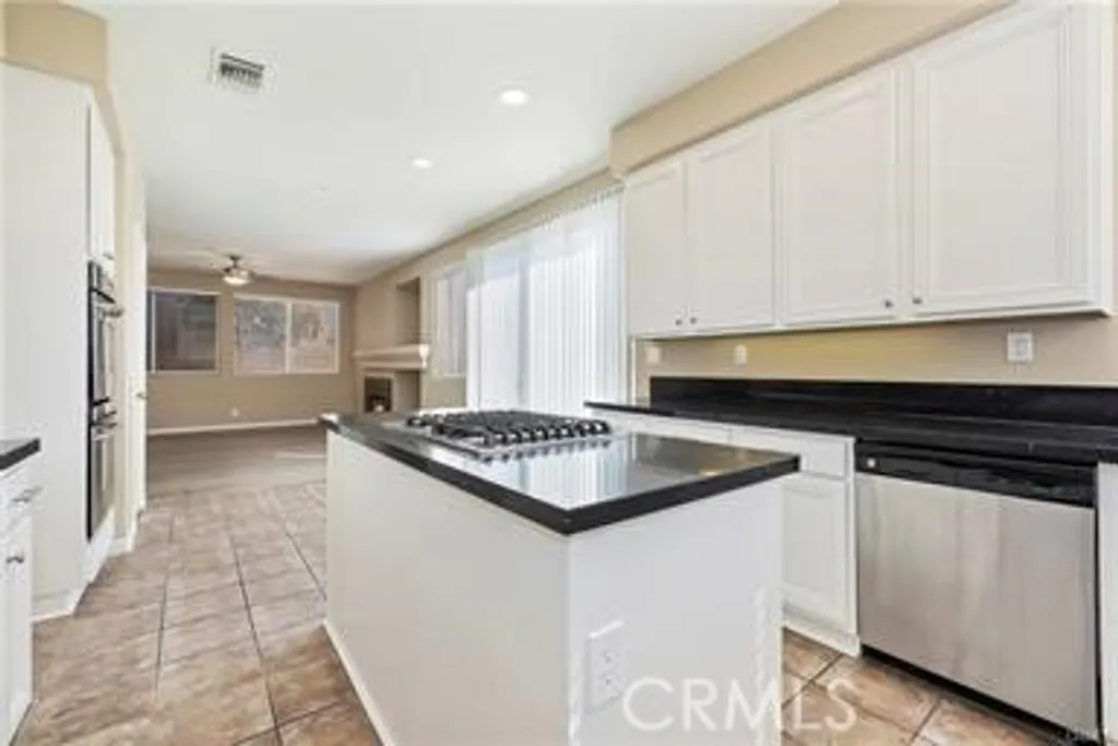 Additional image 11 of 14845 Shetland Ln, Fontana, CA 92336