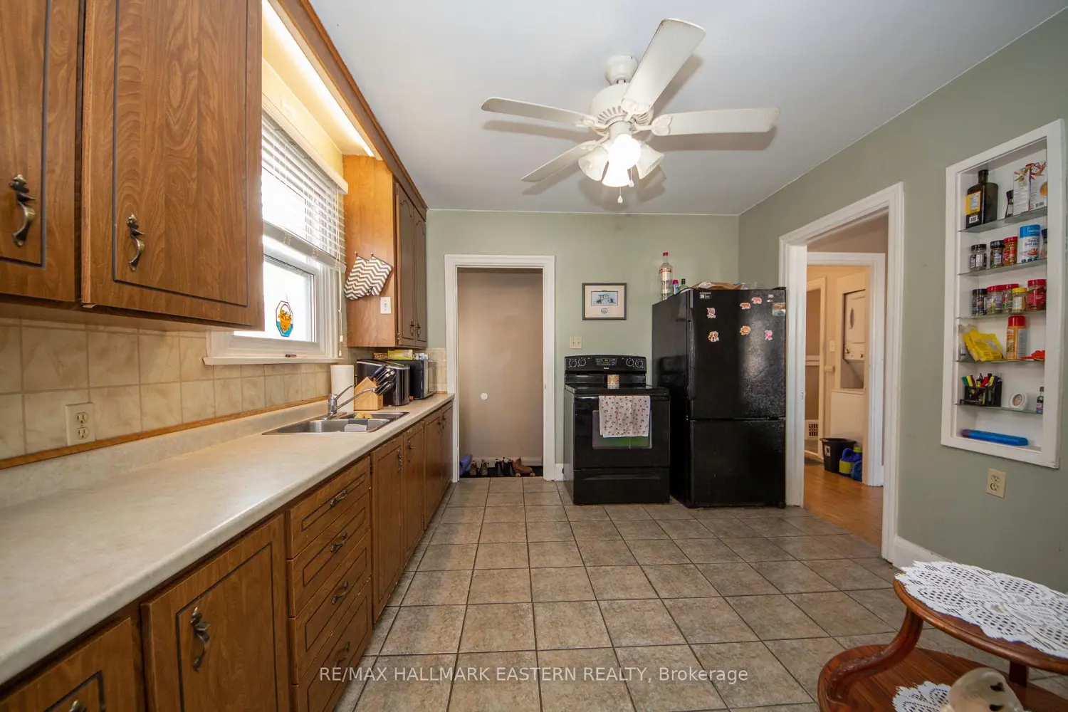 Additional image 9 of 579 Mccannan Avenue