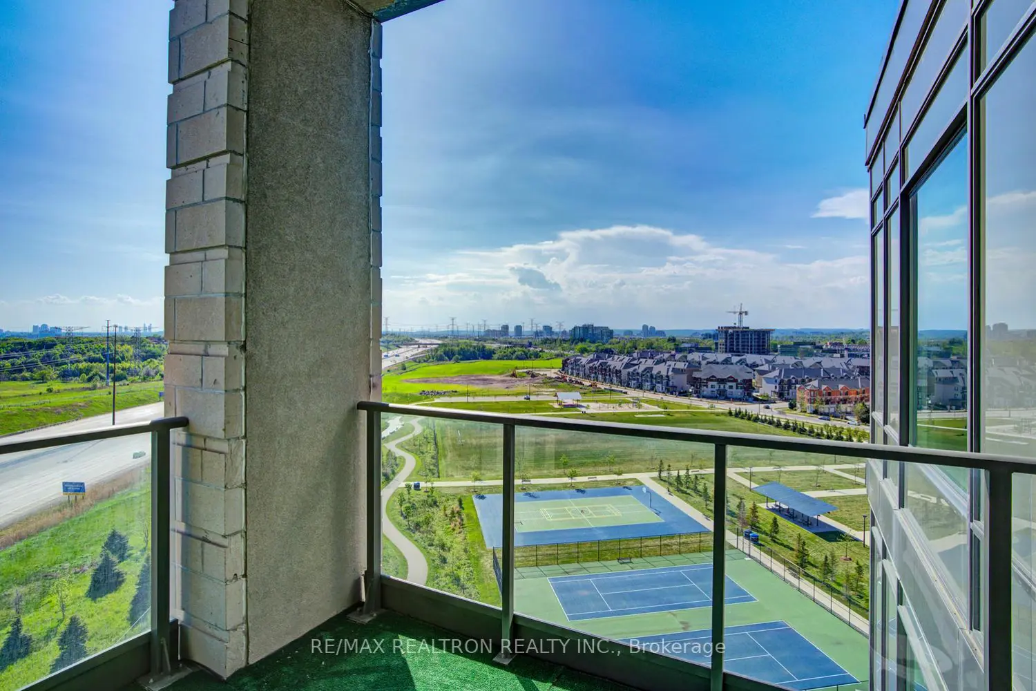 Additional image 20 of 253 South Park Road Ph#2