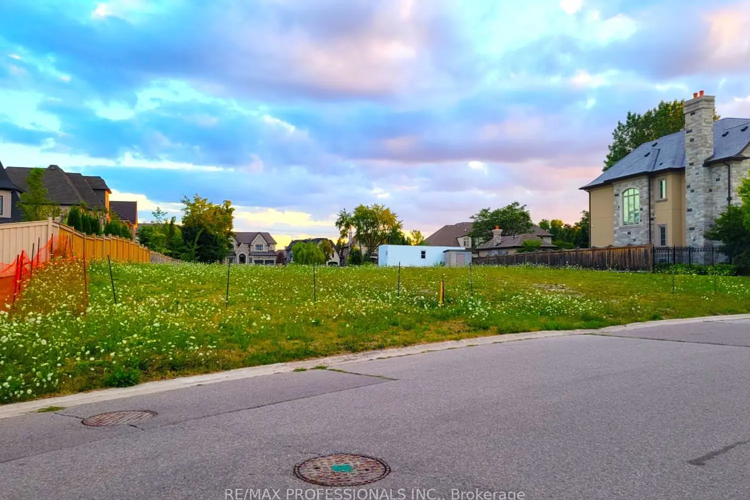 6826 Campbell Settler Court