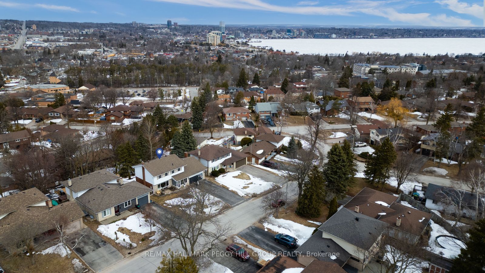 Additional image 2 of 12 Peacock Lane, Barrie, ON, L4N 3R5