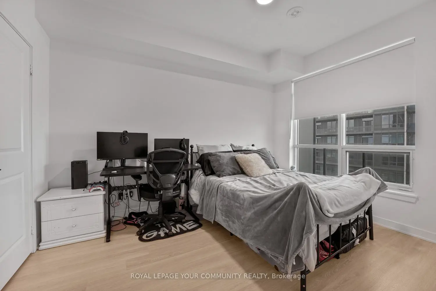 Additional image 11 of 30 Upper Mall Way A909