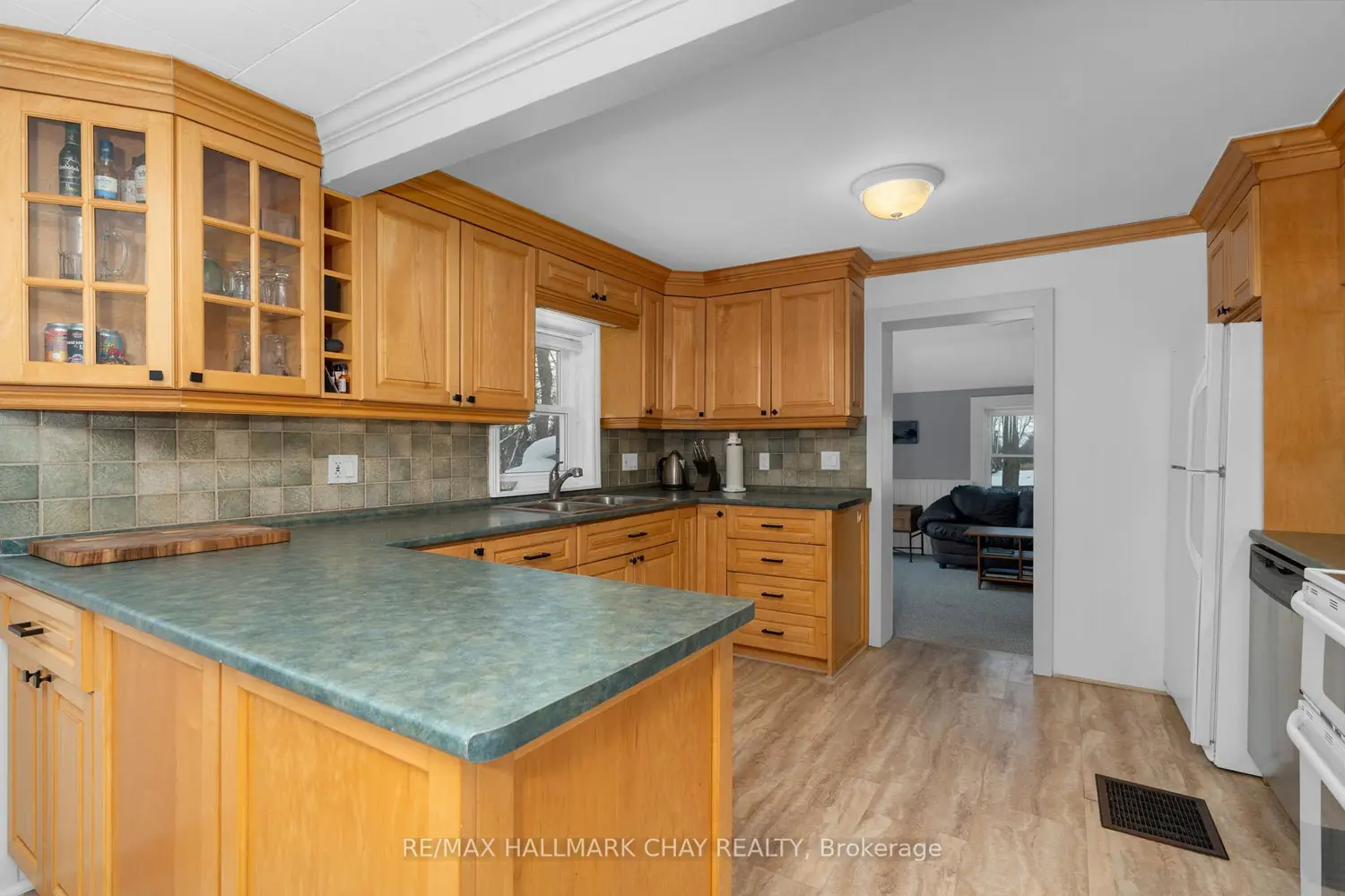 Additional image 2 of 3324 Penetanguishene Road