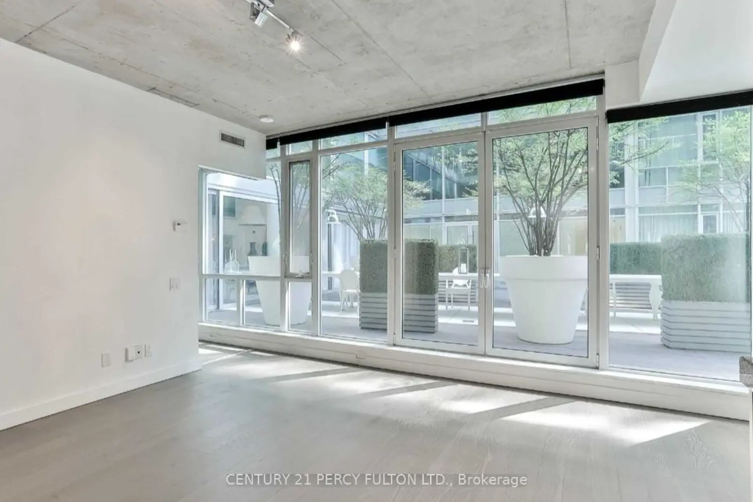 Additional image 7 of 75 Portland Street 105