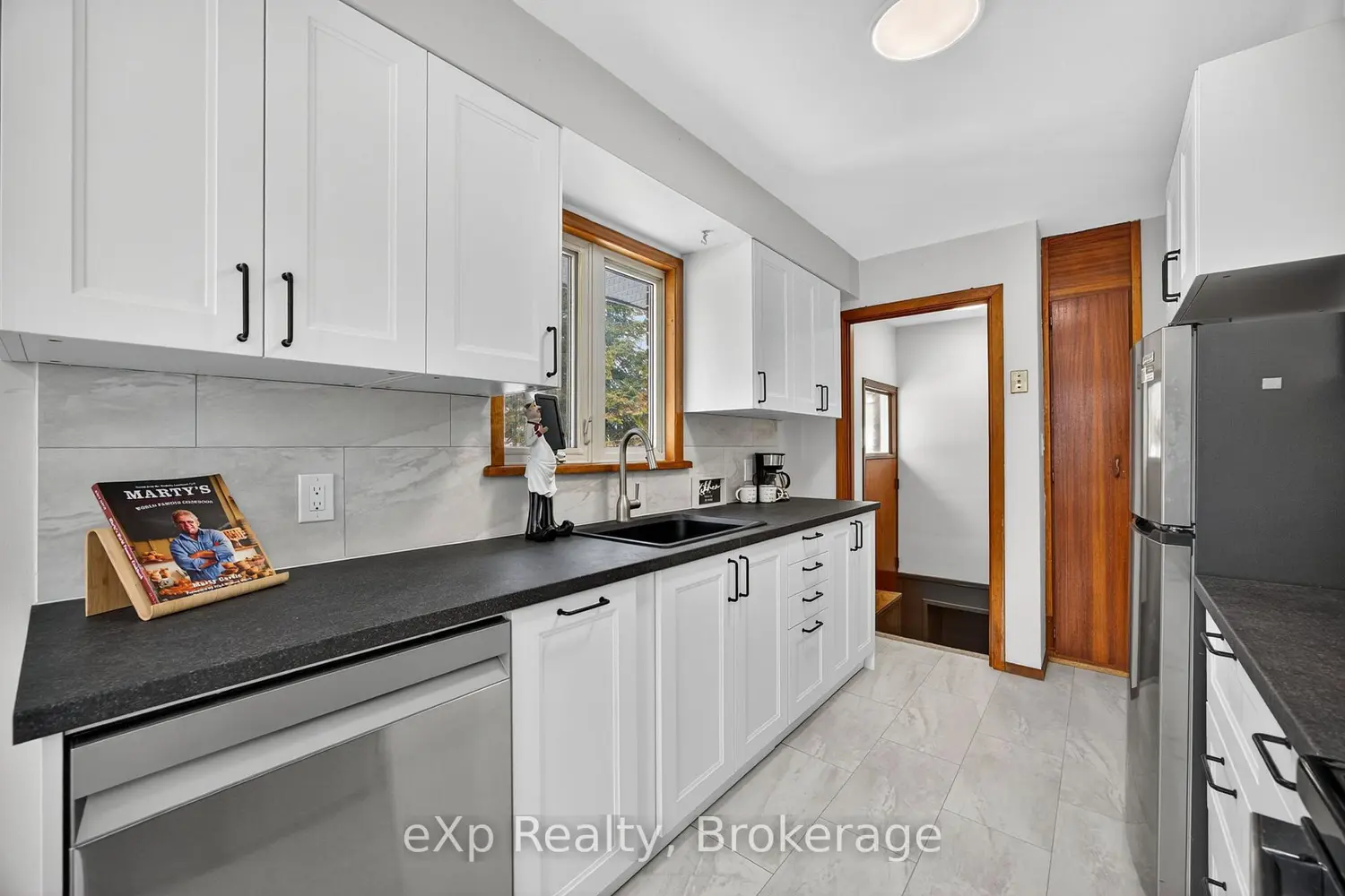 Additional image 9 of 245 Victoria Street