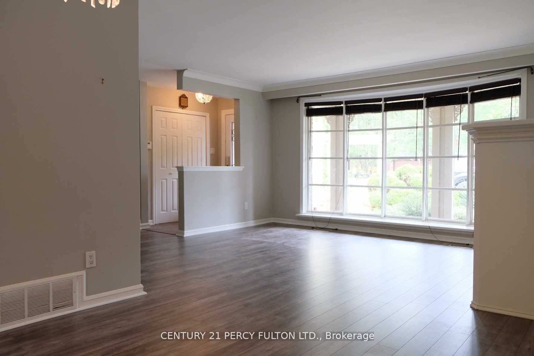 Additional image 2 of 360 Stanfield Drive, Oakville, ON, L6L 3P6