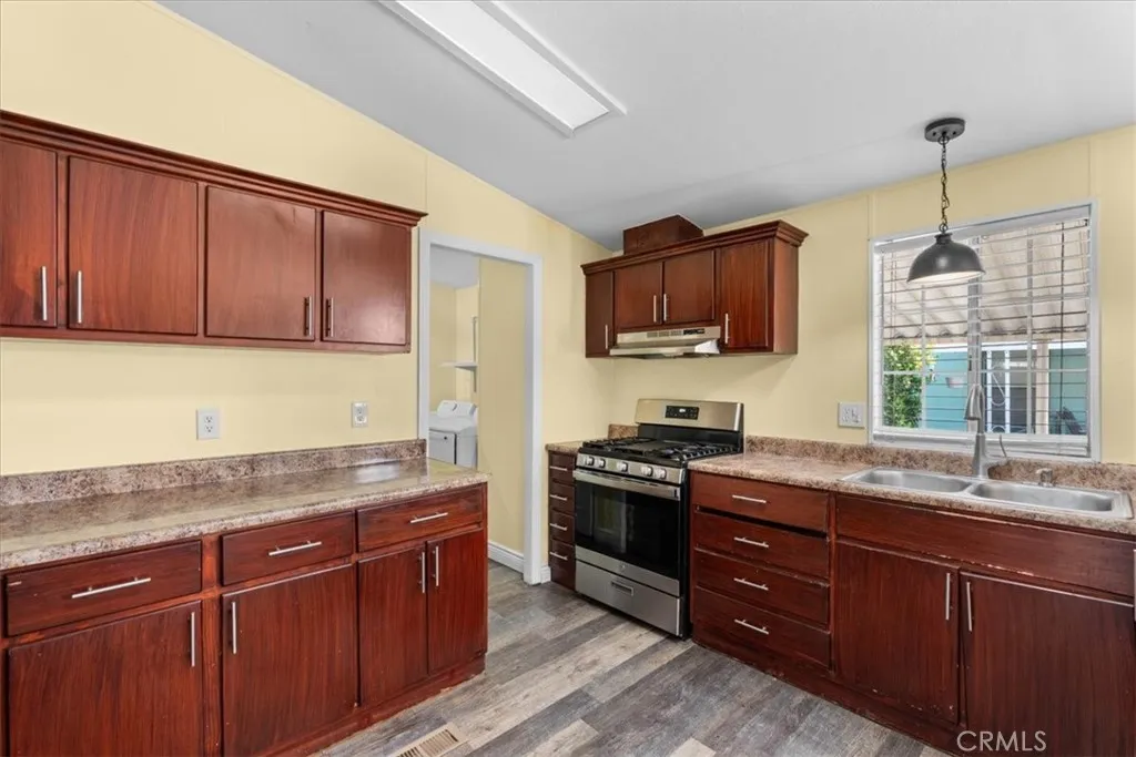 Additional image 43 of 1855 E Riverside Drive Unit 434, Ontario, CA 91761