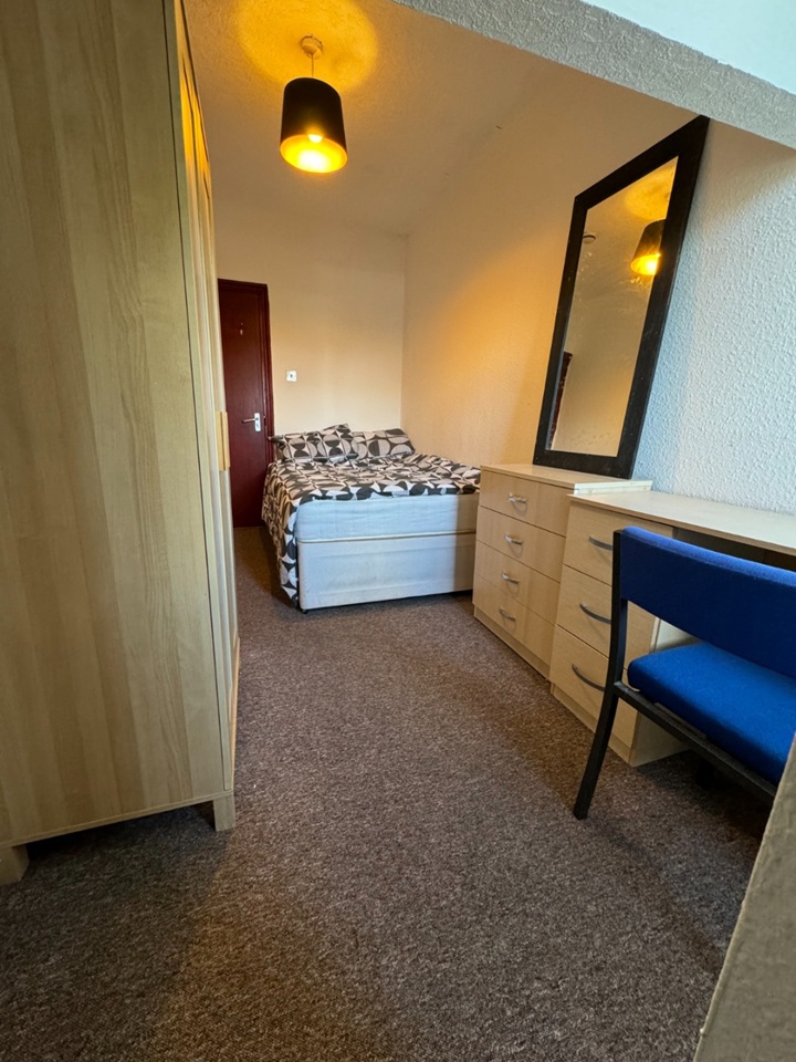 Additional image 2 of 5 Bed Terraced House, Blackman Lane, LS2, N1 7GU