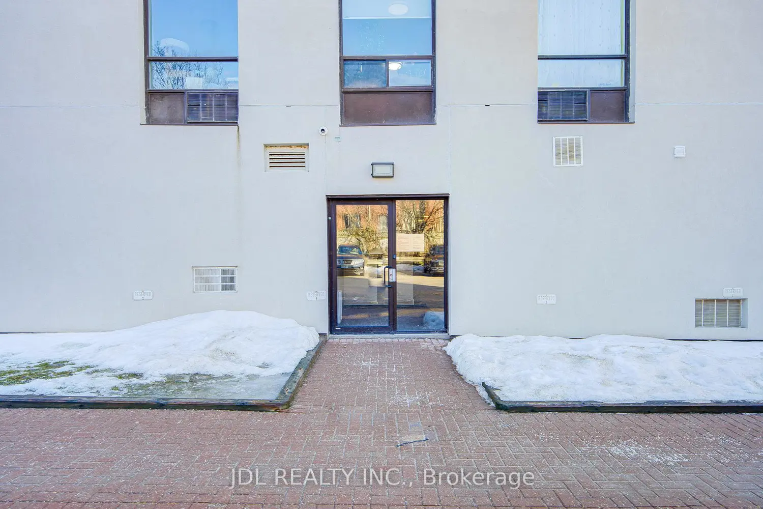Additional image 2 of 1 Reidmount Avenue 1106