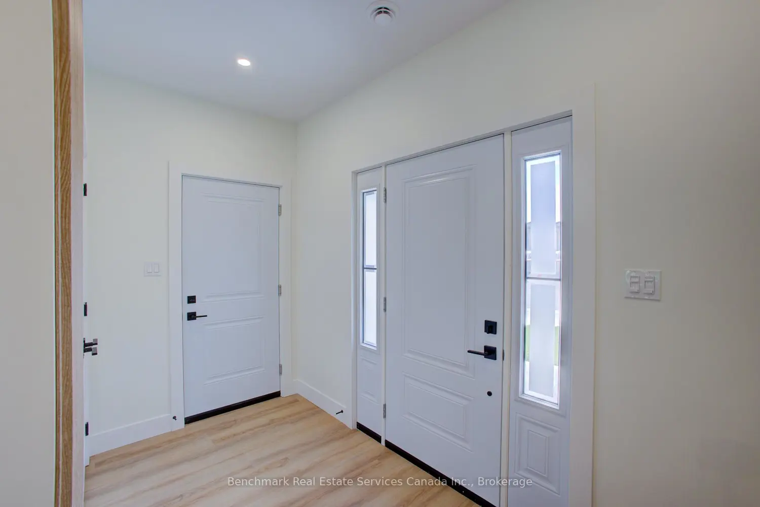 Additional image 5 of 1182 Queen Street 26