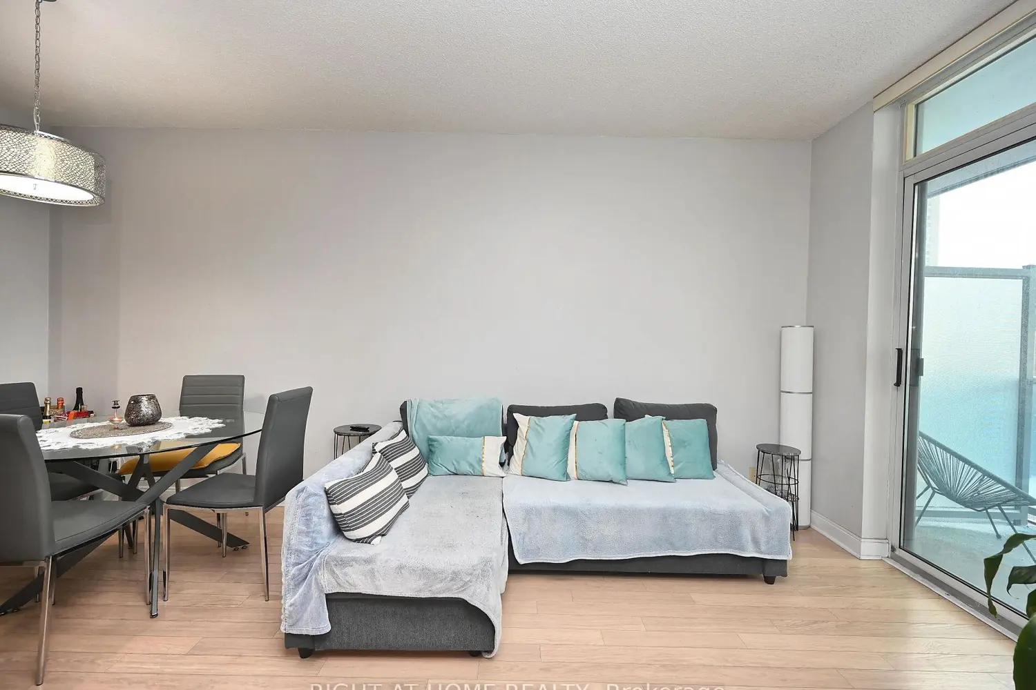 Additional image 6 of 90 Absolute Avenue 908