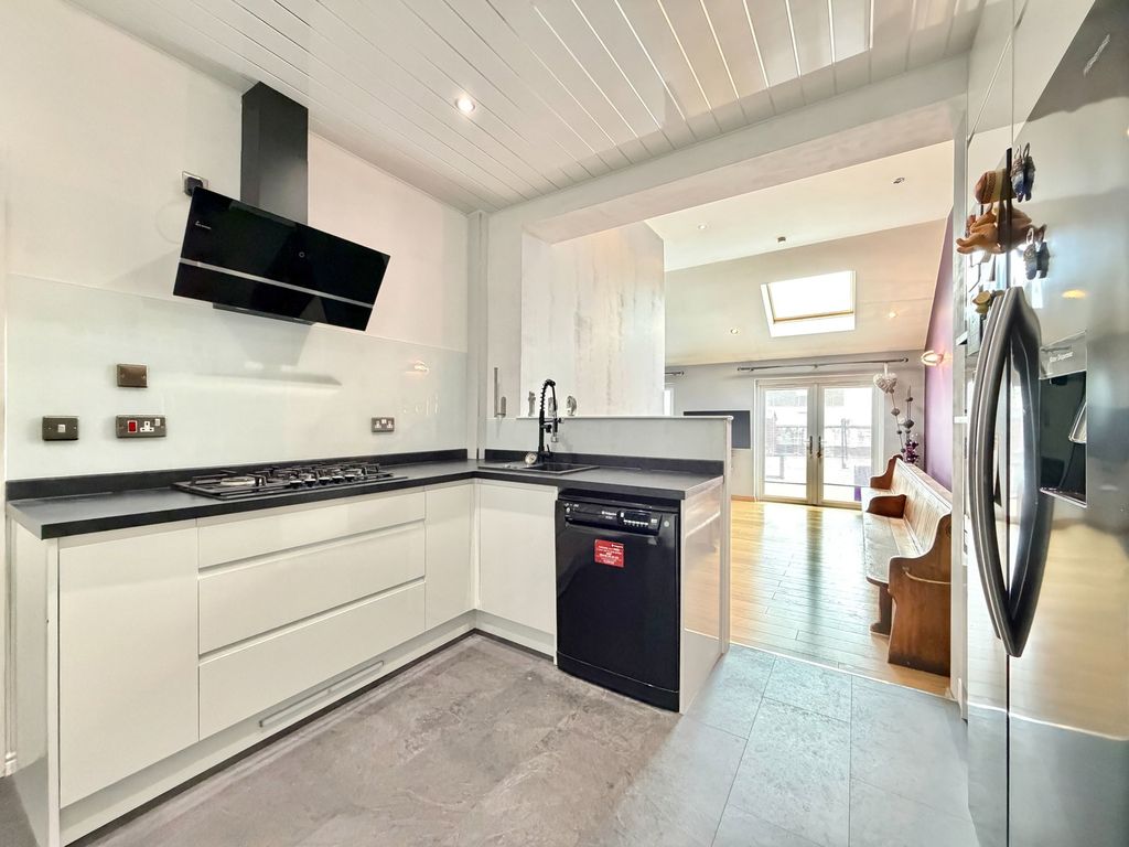 Additional image 11 of 3 bed flat for saleNewhouse Road, Grangemouth FK3