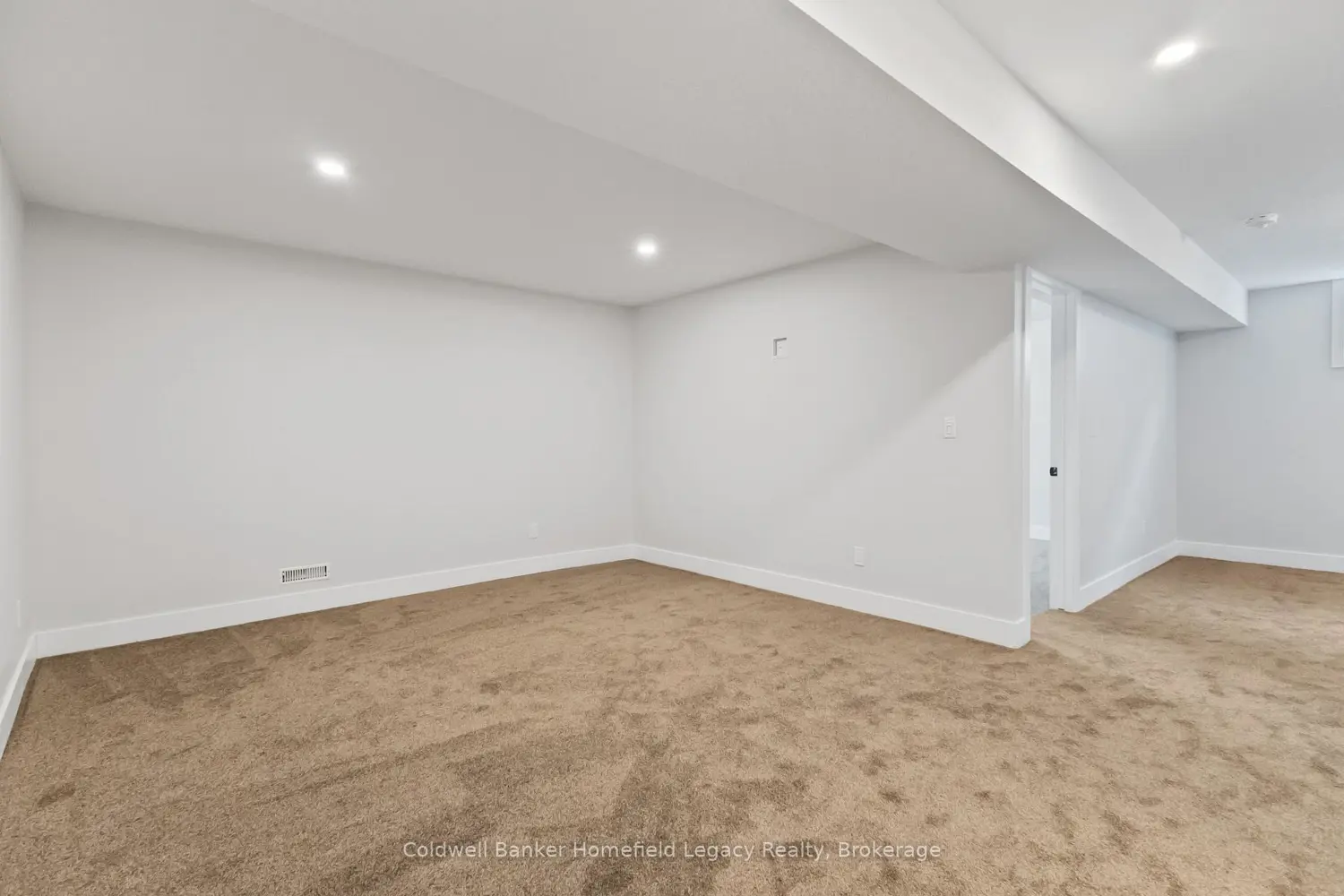 Additional image 14 of 165 Egan Avenue 6