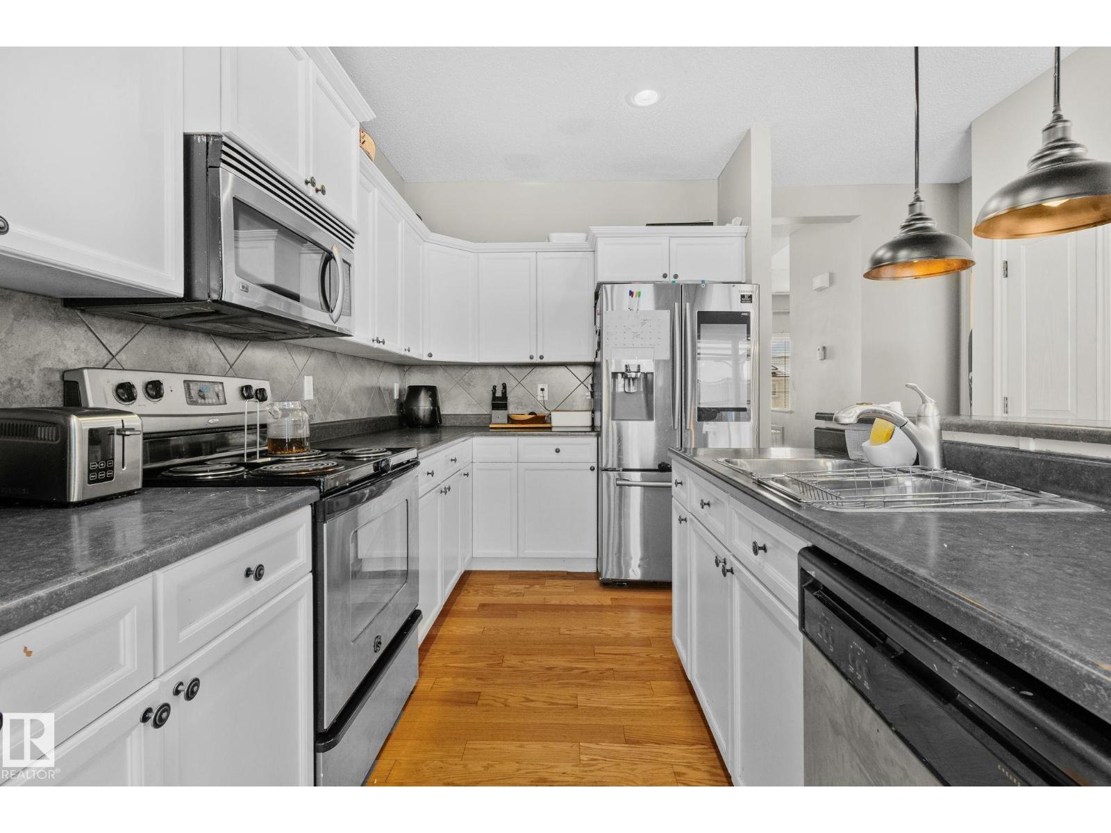 Additional image 4 of 46-13825 155 Avenue NW, Edmonton, AB, T6V0B8