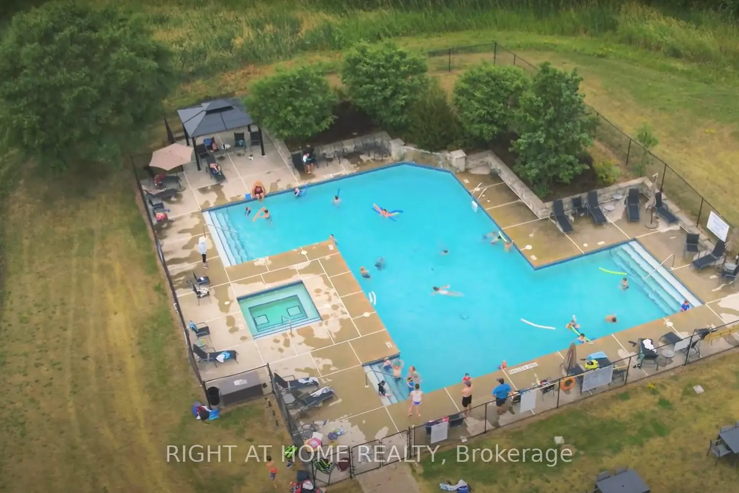 Additional image 11 of 9 Golf Links Drive