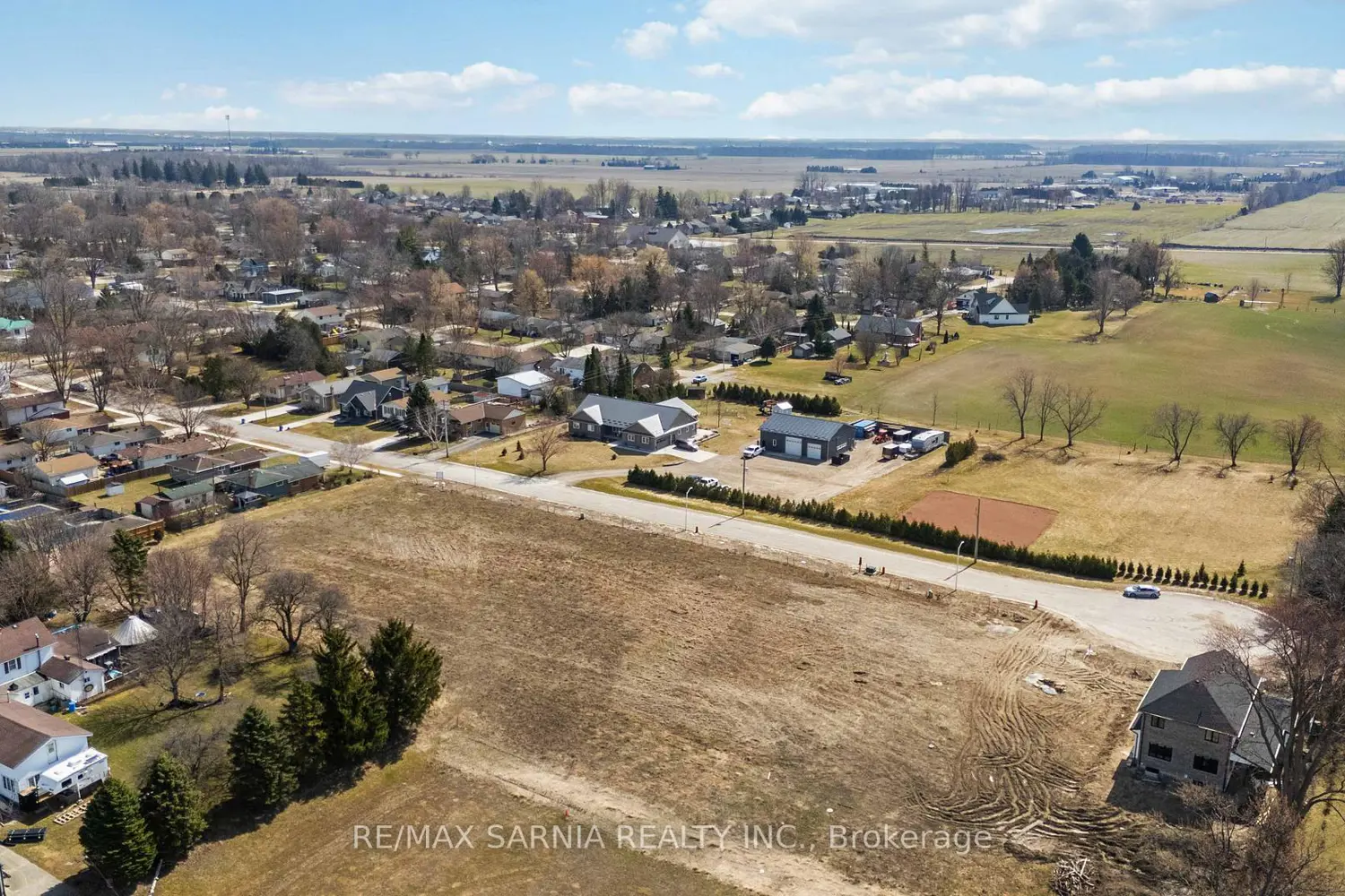 Additional image 9 of 587 Plympton Street