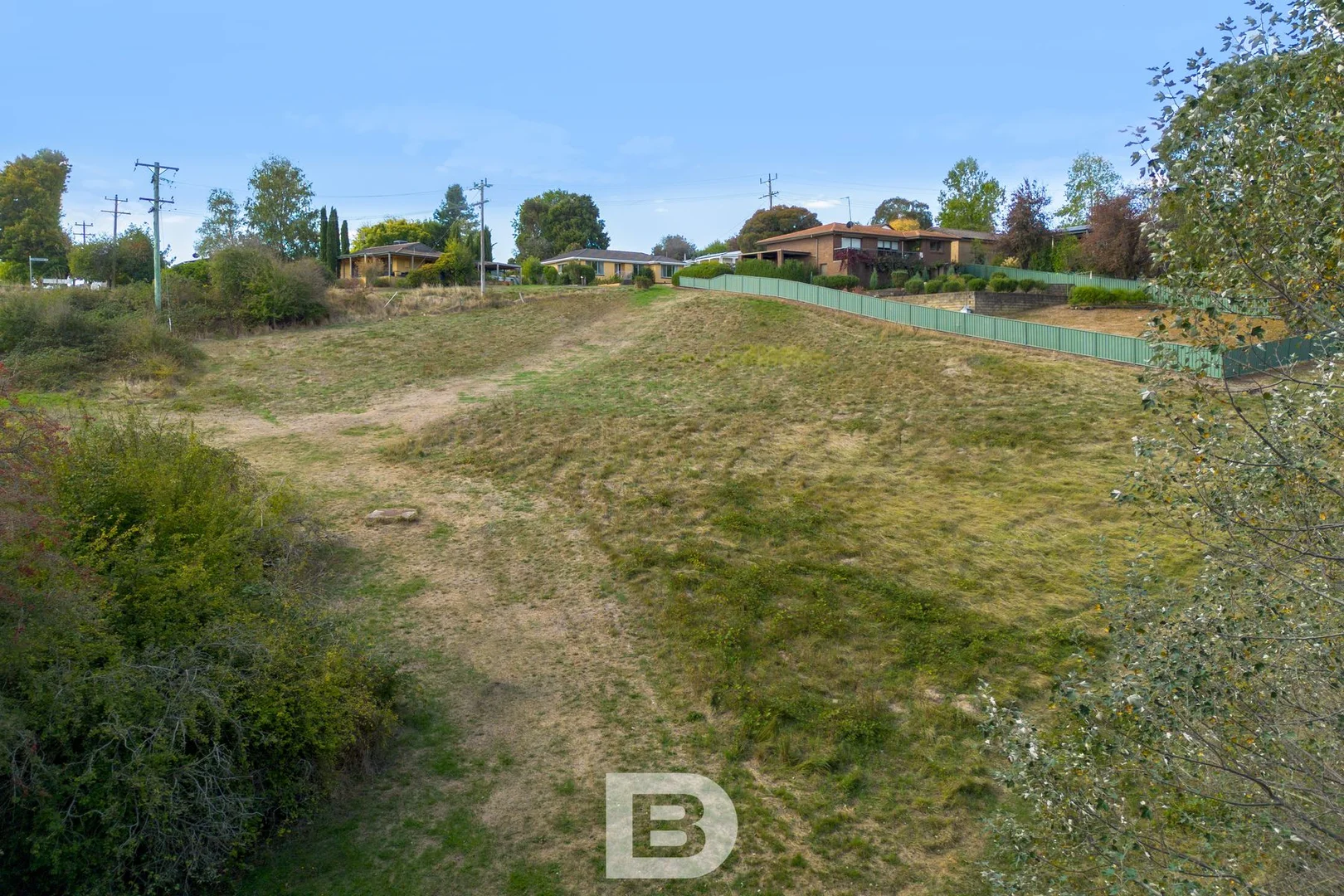 Additional image 4 of 42-44 Pohlman Street, Kyneton VIC 3444