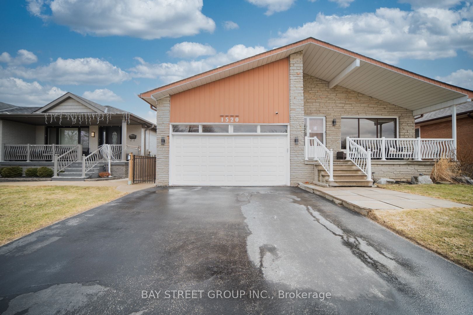 Upper-1520 Brentano Boulevard, Mississauga, ON, L4X 1A4
