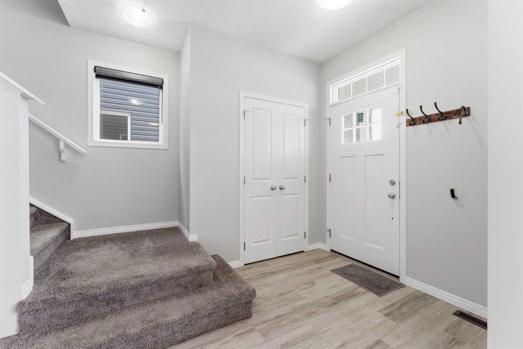 Additional image 3 of 730 Redstone Drive NE, Calgary, AB, T3N 1K9