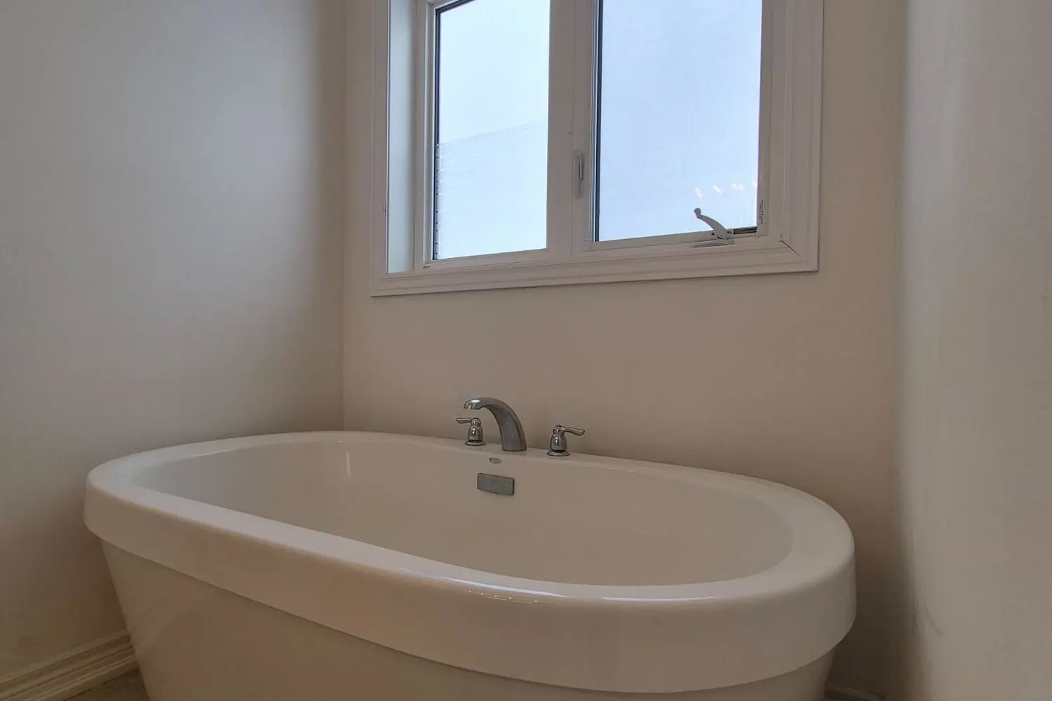 Additional image 8 of 57 Sasco Way