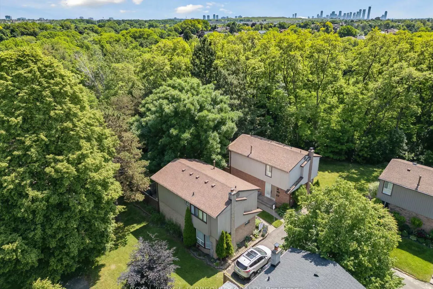 Additional image 2 of 1825 Hyde Mill Crescent