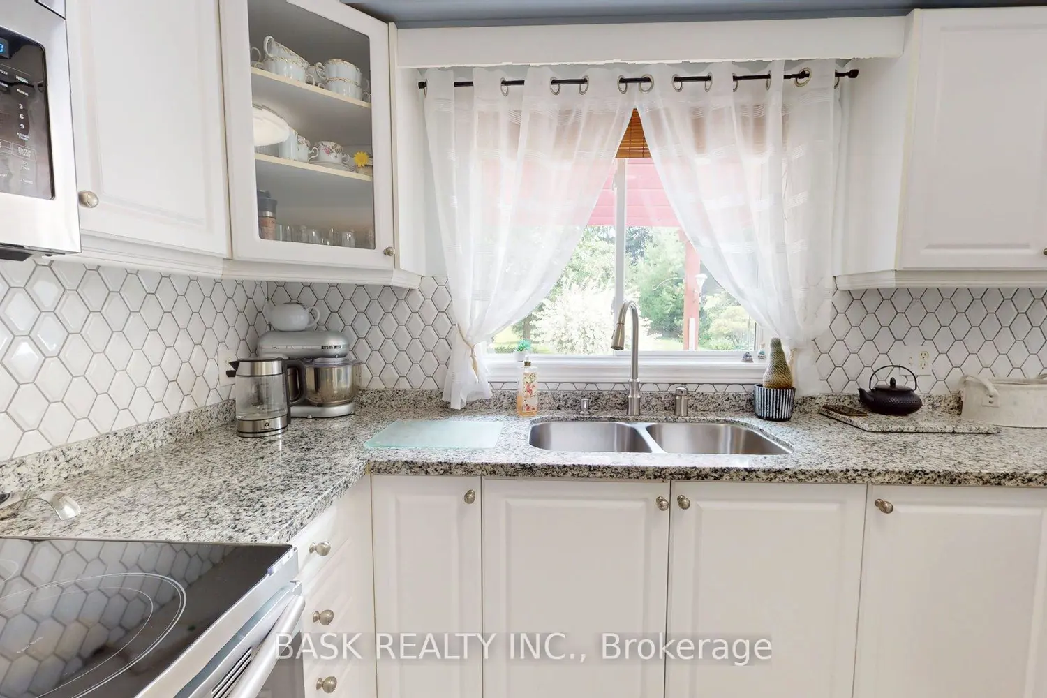 Additional image 9 of 51 Harvest Moon Drive