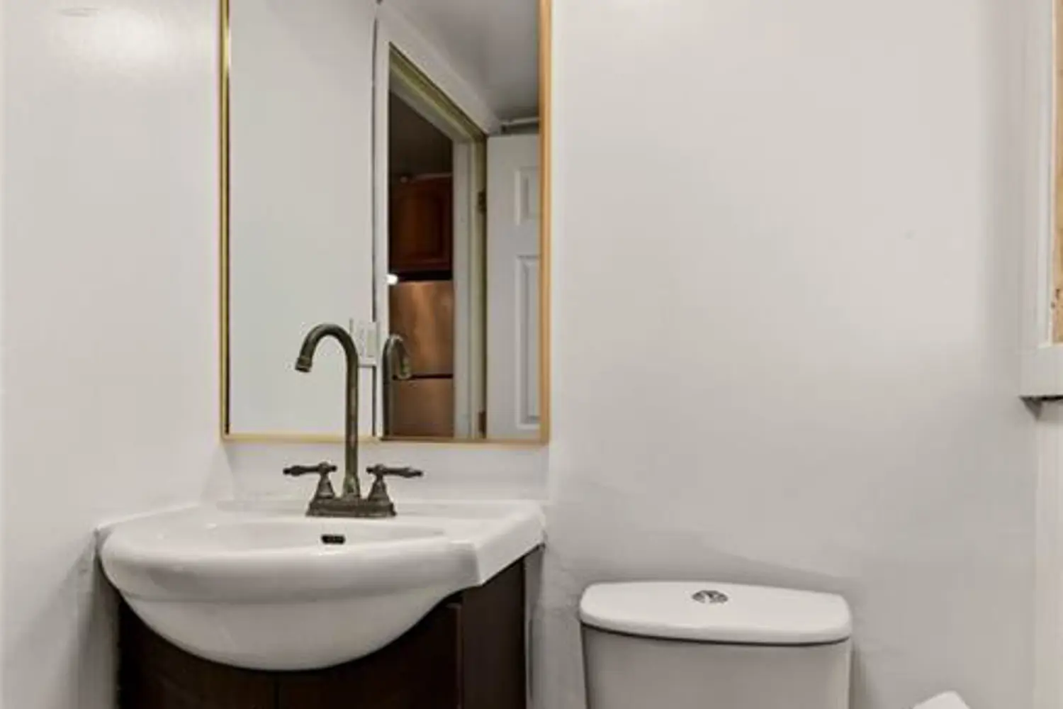 Additional image 11 of 163 Hope Avenue