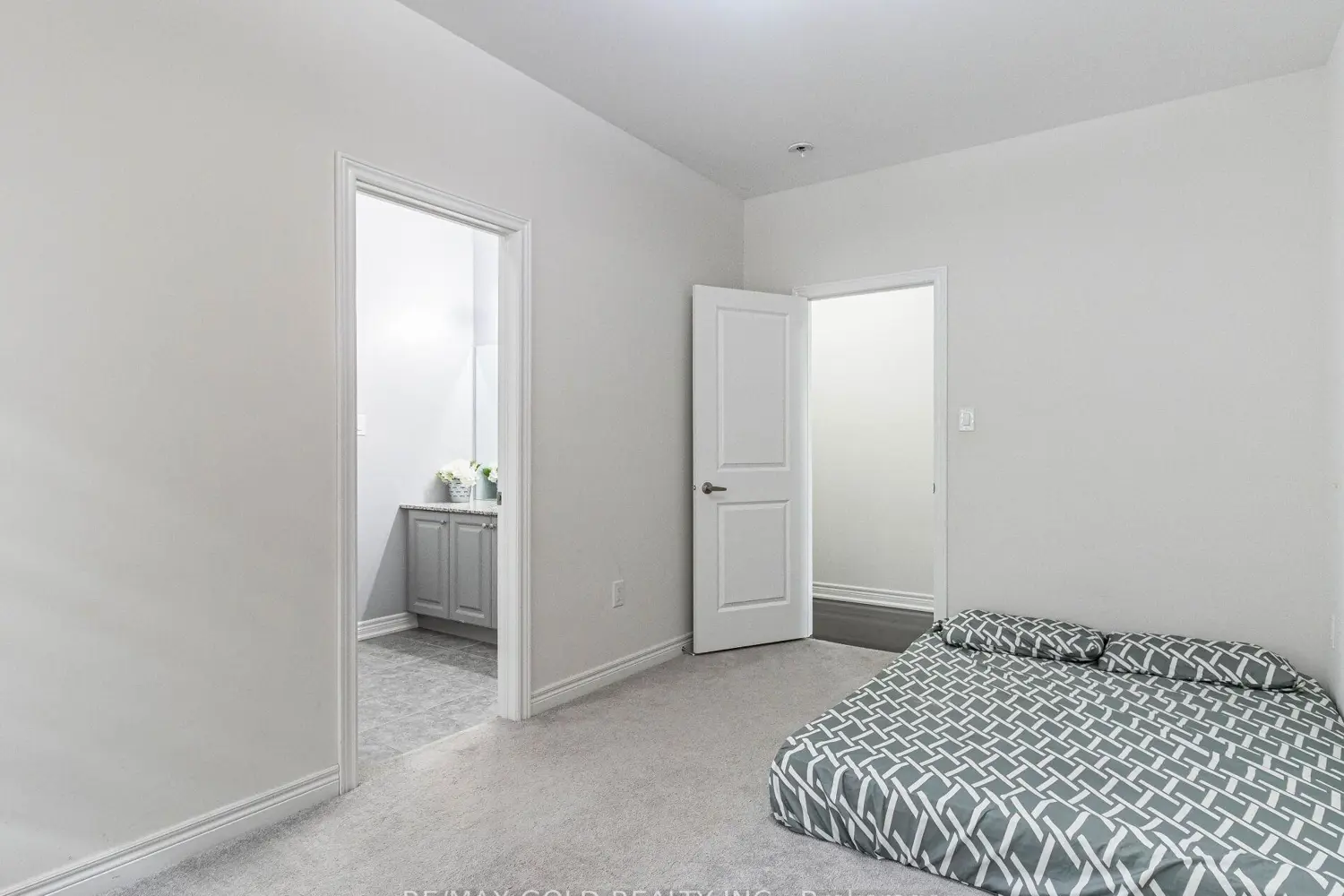 Additional image 13 of 11 Clunburry Road