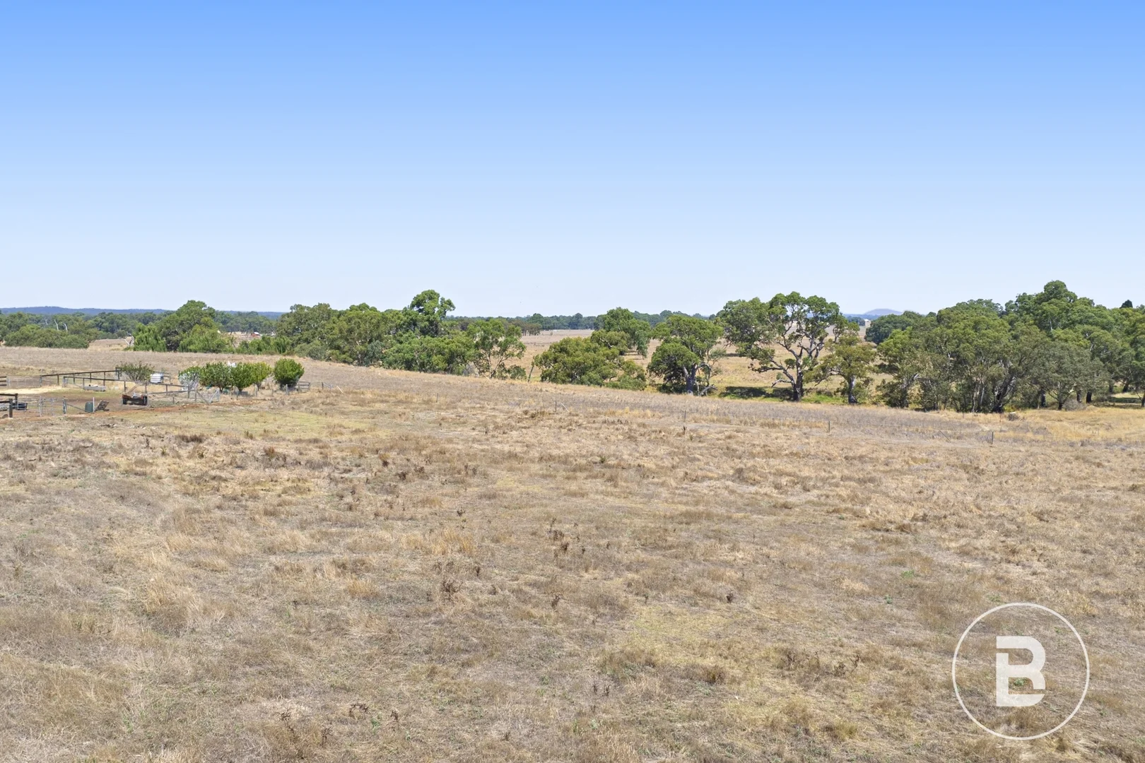 Additional image 2 of 98 Simson Street, Carisbrook VIC 3464