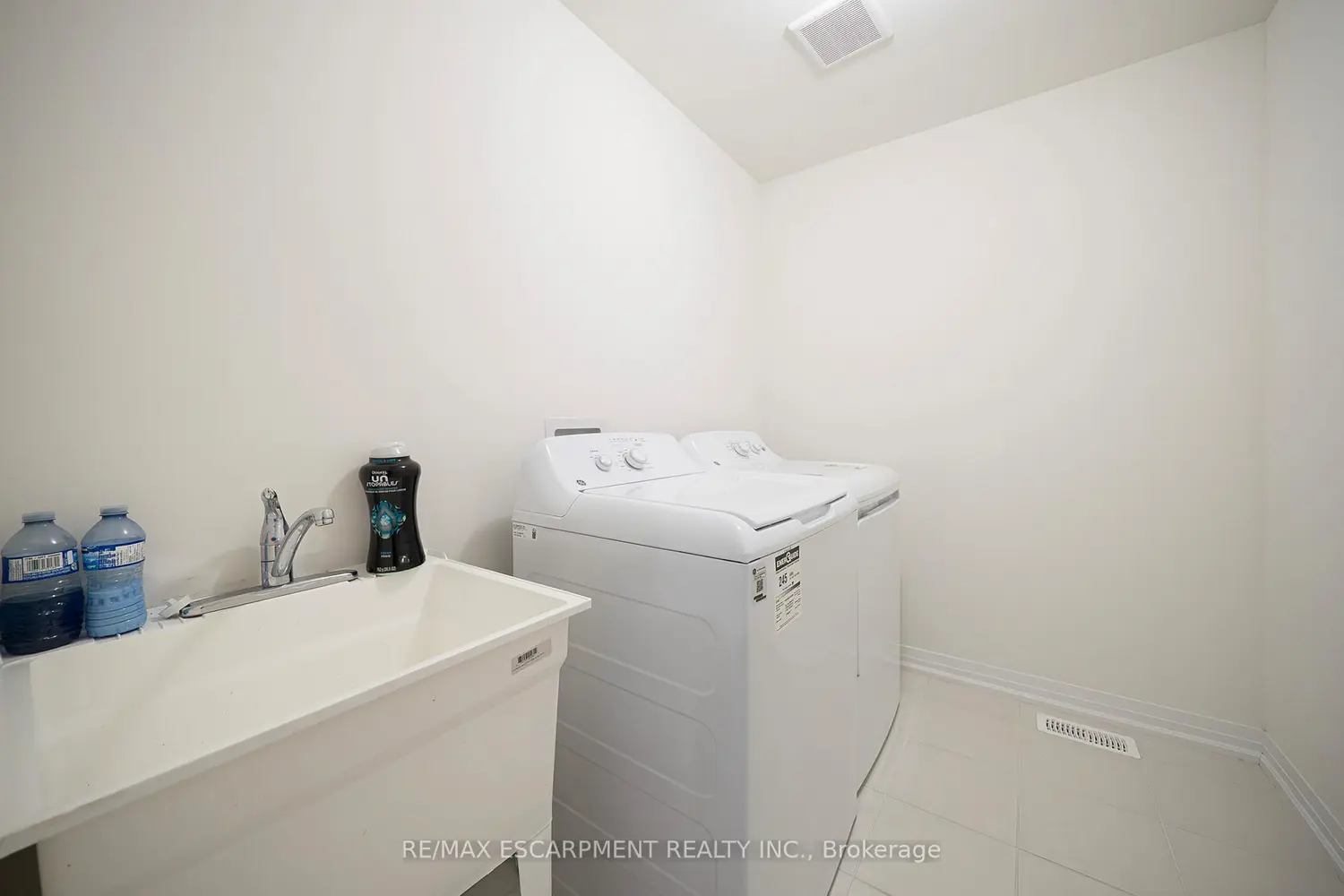 Additional image 10 of 9 Tarrison Street