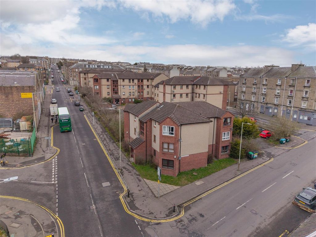 Additional image 10 of 2 bed flat for saleDundonald Court, Dundee DD3