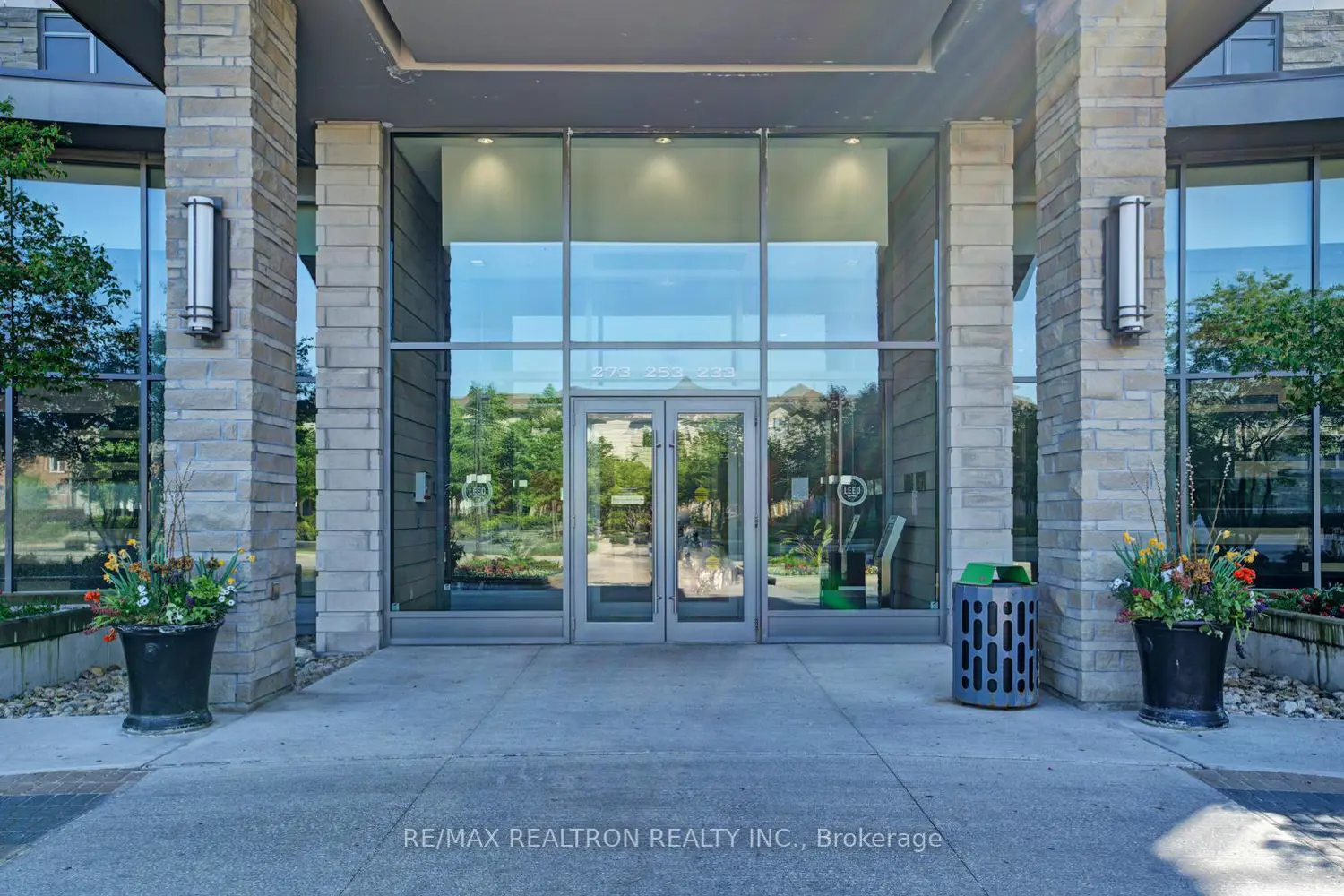 253 South Park Road Ph#2