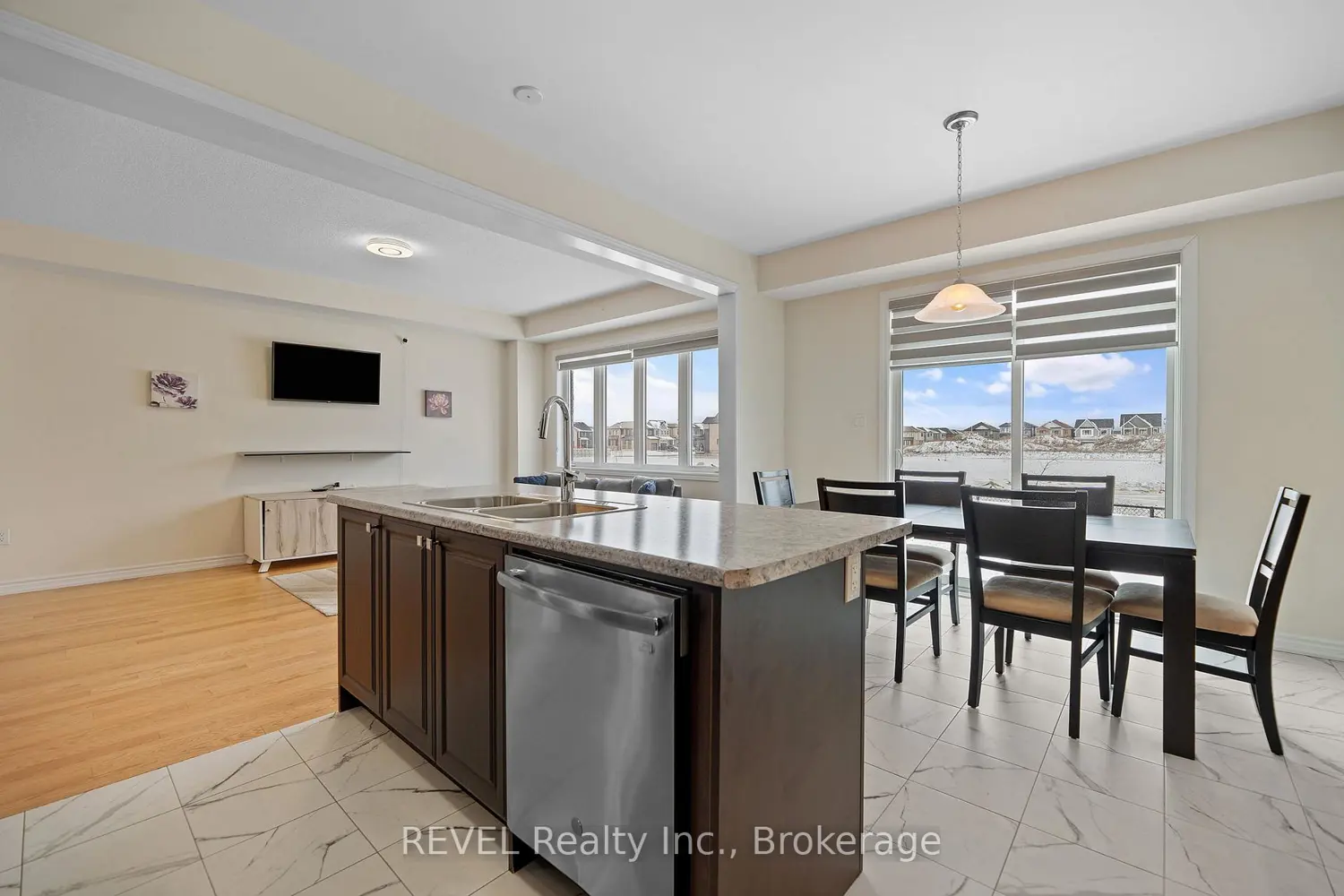 22 Peach Street photo 5