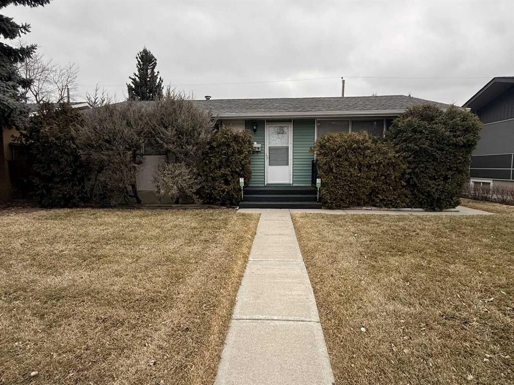 Additional image 2 of 6124 Lloyd Crescent SW, Calgary, AB, T3E 5V7