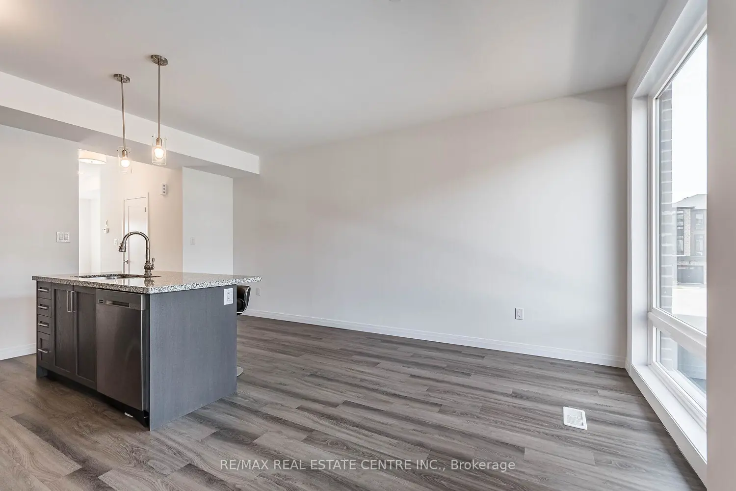 Additional image 6 of 270 Melvin Avenue 33