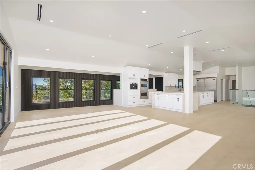 Additional image 128 of 18827 Edleen Drive, Tarzana, CA 91356