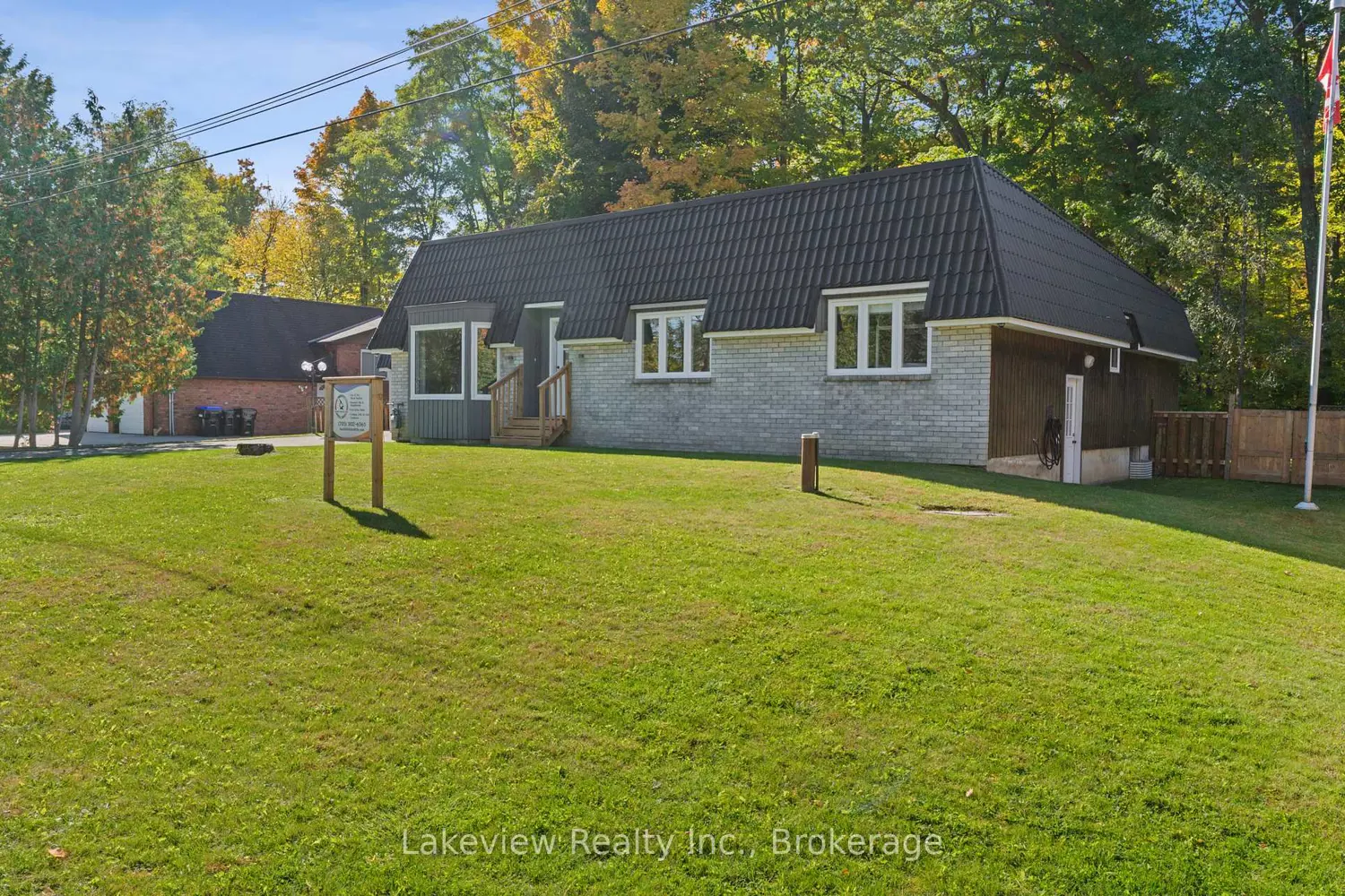 Additional image 3 of 3914 Rosemary Lane